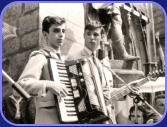 1964  Mariazell,  erster Groauftritt vor ber 5.000 Menschen (KAB Wallfahrt)